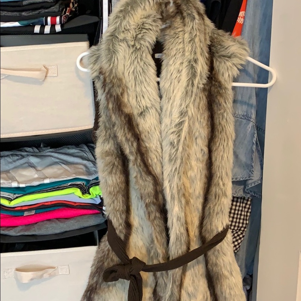 Fur vest knitted back